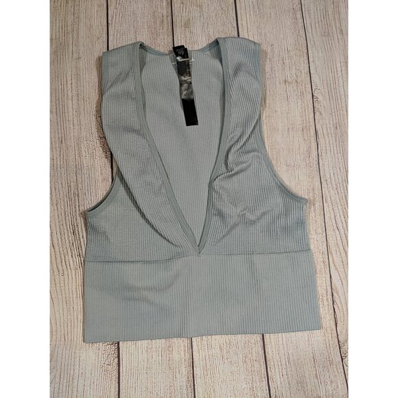 URBAN OUTFITTERS OUT FROM UNDER Women's Seamless Bra Tank Deep V-Neck  Size Smal - Picture 2 of 6